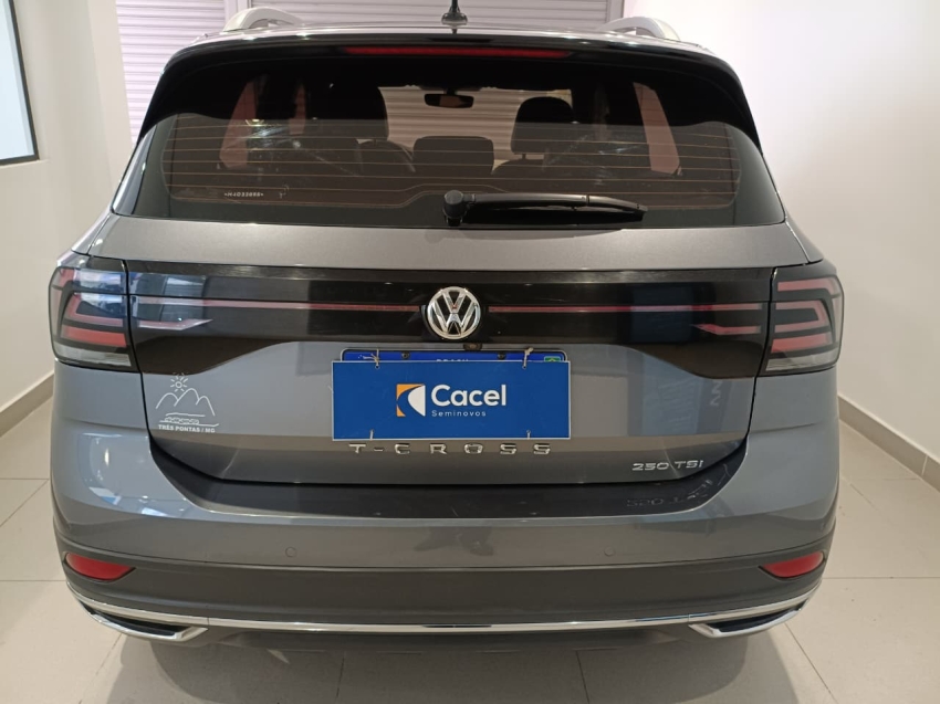 volkswagen t-cross 1.4 250 tsi total flex highline automatico 4p 20217