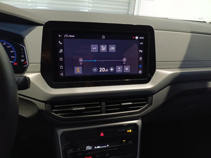 volkswagen t-cross 1.0 200 tsi total flex comfortline automatico 4p 202517