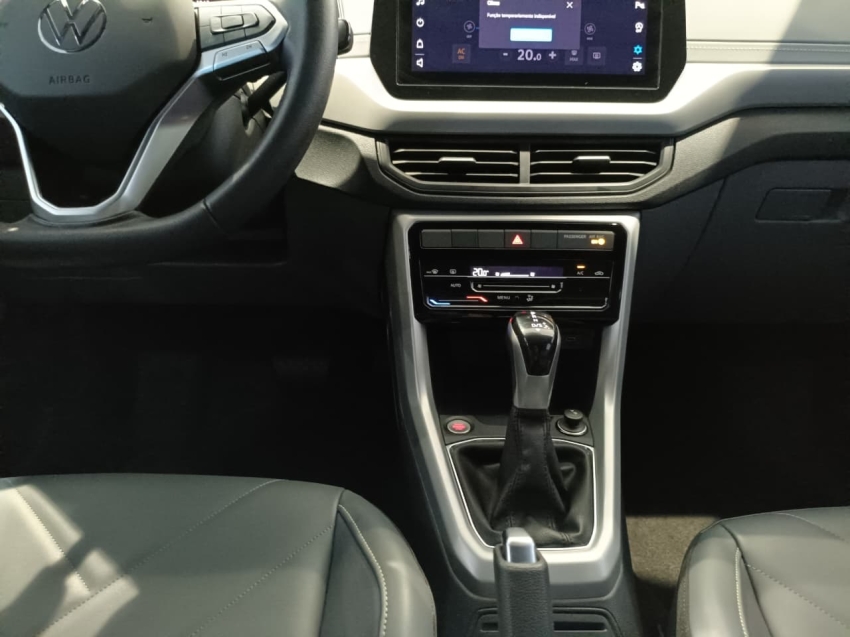 volkswagen t-cross 1.0 200 tsi total flex comfortline automatico 4p 202513