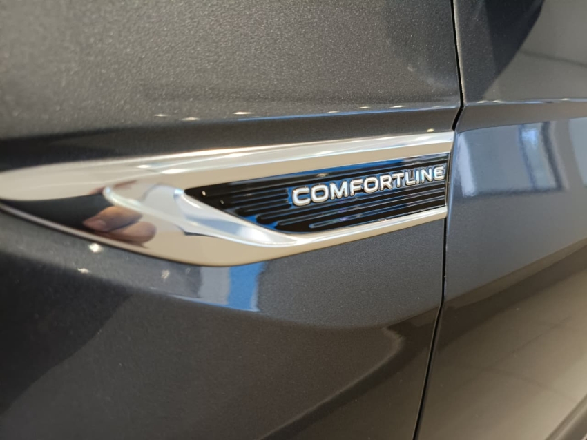 volkswagen t-cross 1.0 200 tsi total flex comfortline automatico 4p 20255