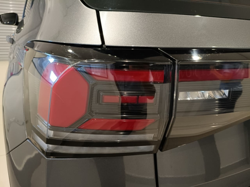 volkswagen t-cross 1.0 200 tsi total flex automatico 4p 20259