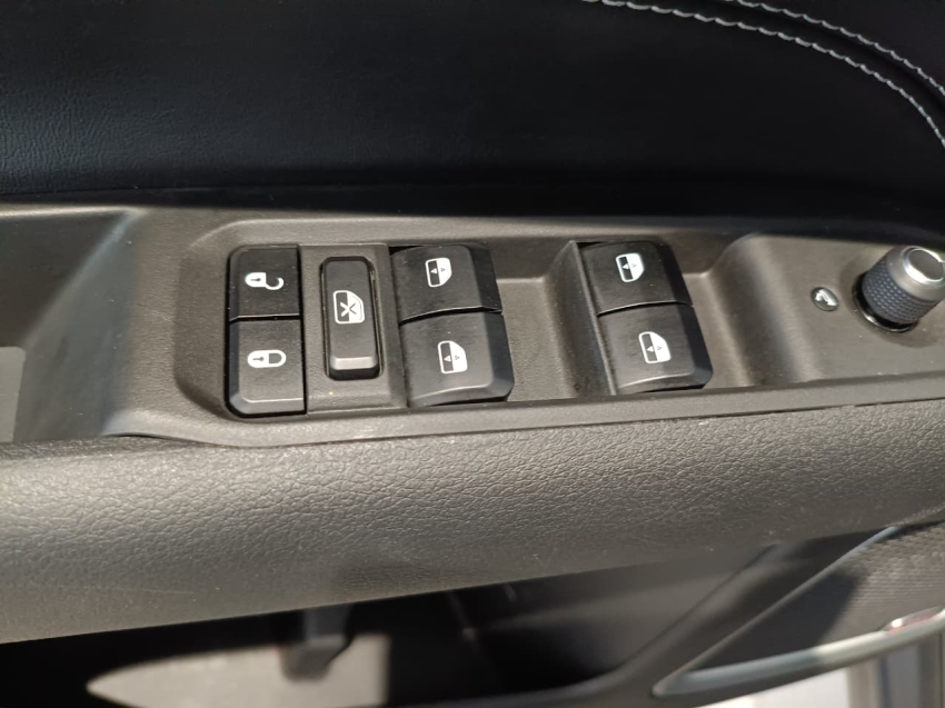 jeep compass 1.3 t270 turbo flex longitude at6 4p automatico 202214