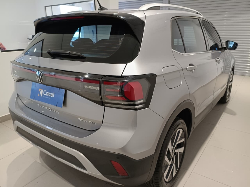 volkswagen t-cross 1.4 250 tsi total flex highline automatico 4p 202510