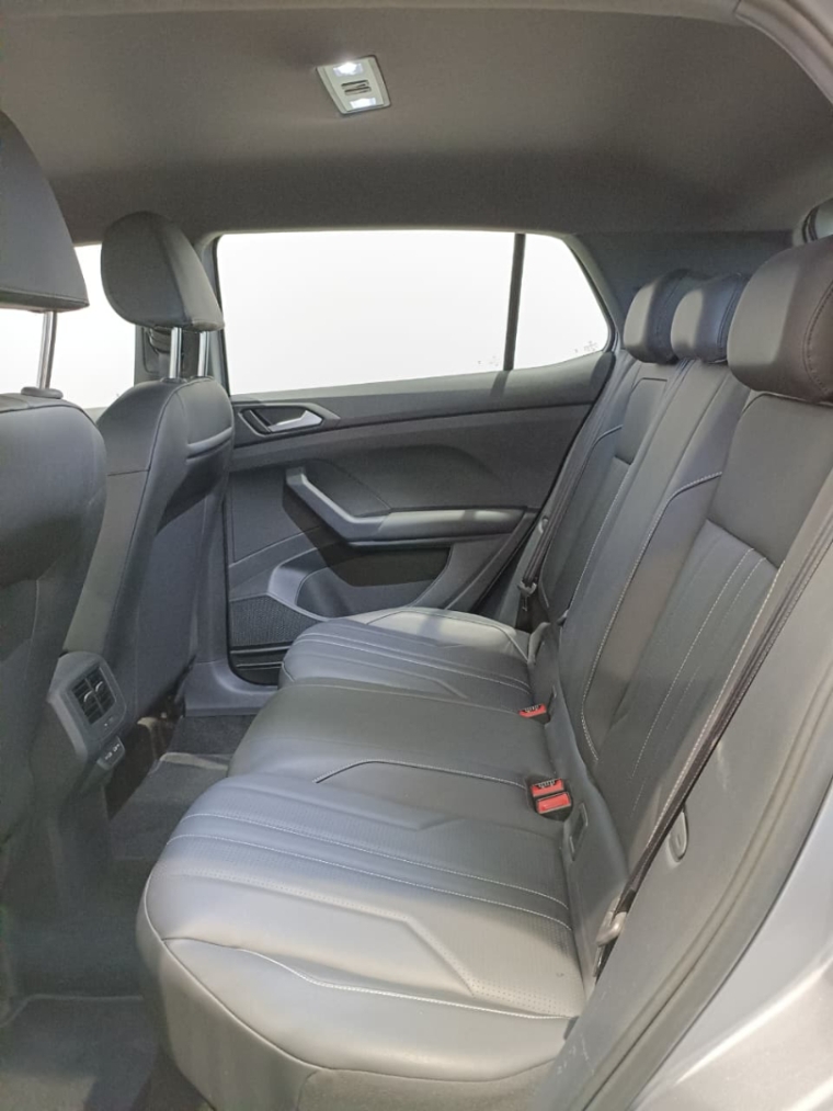 volkswagen t-cross 1.4 250 tsi total flex highline automatico 4p 202511
