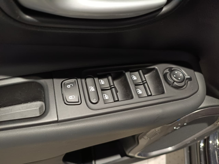 jeep renegade 1.3 t270 turbo flex longitude at6 4p automatico 202613