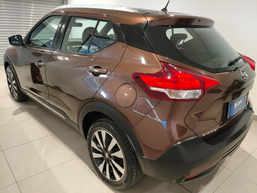nissan kicks 1.6 16v flexstart sv 4p xtronic flex automatico 20185
