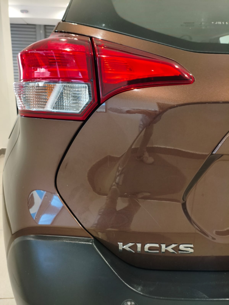 nissan kicks 1.6 16v flexstart sv 4p xtronic flex automatico 20188