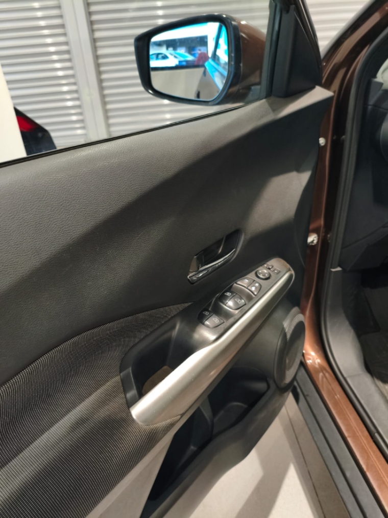 nissan kicks 1.6 16v flexstart sv 4p xtronic flex automatico 201810