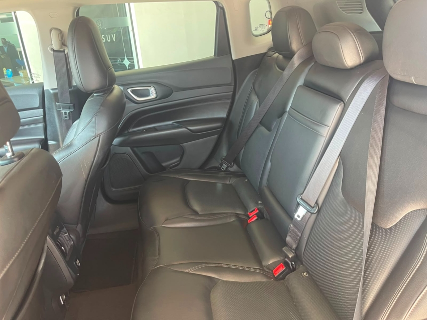 jeep compass 1.3 t270 turbo flex longitude at6 4p automatico 202213
