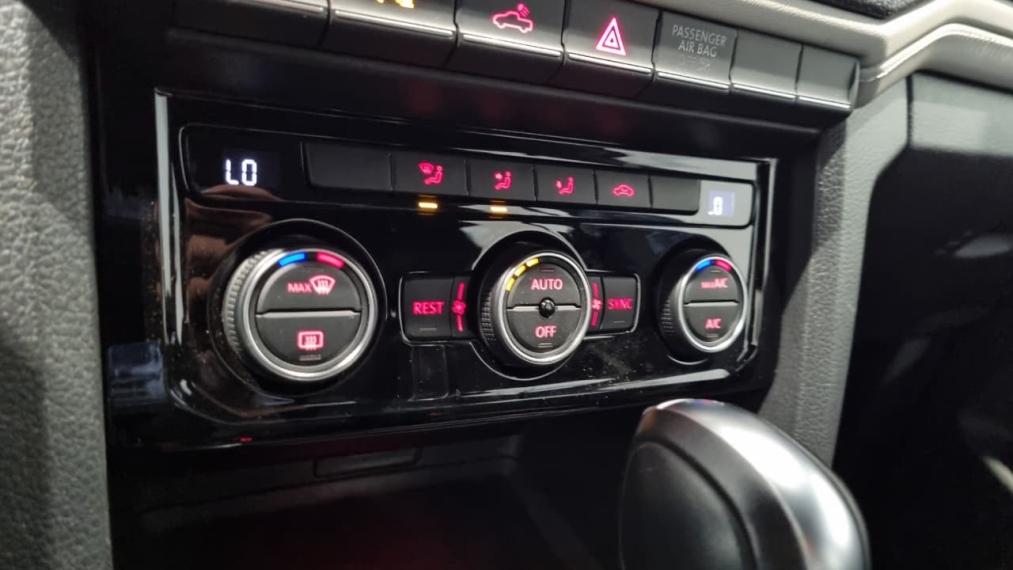 volkswagen amarok 3.0 v6 tdi diesel highline cd 4motion automatico 2.9 4p 202515