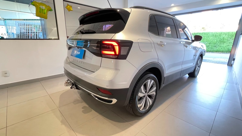 volkswagen t-cross 1.0 200 tsi total flex comfortline automatico 9.9 4p 20204