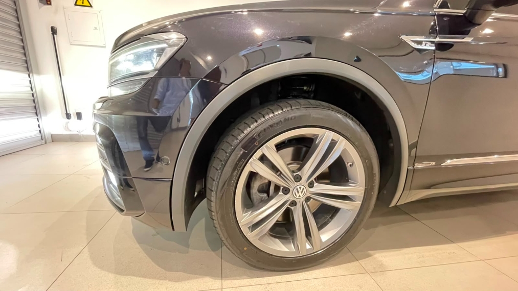volkswagen tiguan 2.0 350 tsi gasolina allspace r-line 4motion dsg 1.9 4p automatico 20196