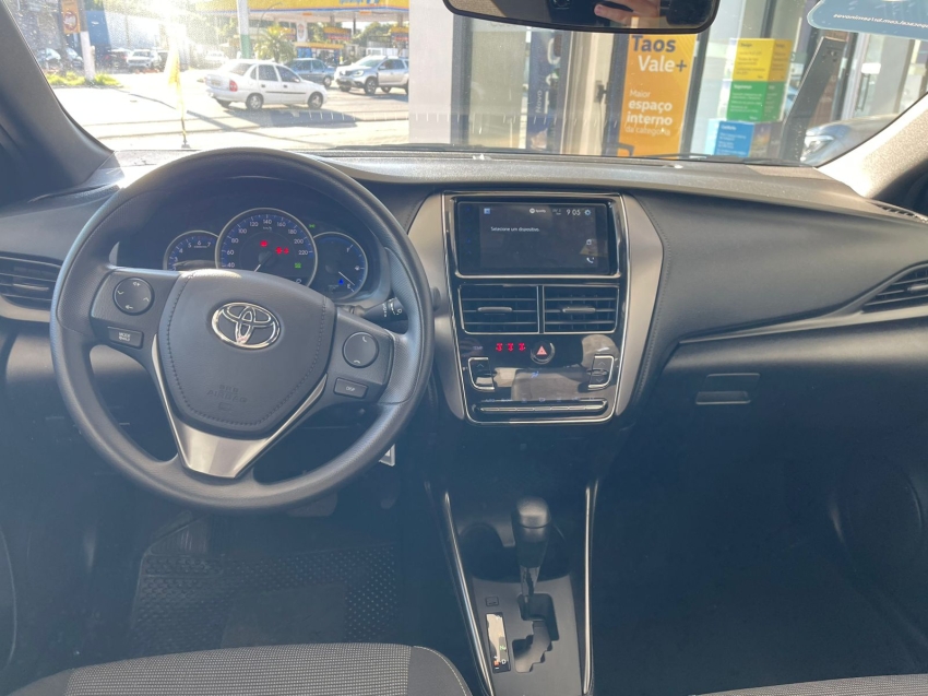 toyota yaris 1.5 16v flex xl multidrive 4p automatico 20257