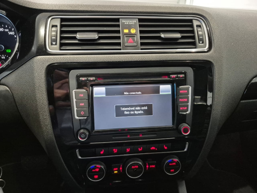 volkswagen jetta 2.0 tsi highline 211cv gasolina 4p tiptronic 1.9 automatico 20157