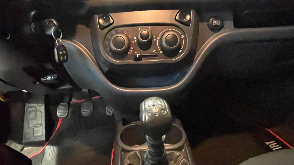 fiat uno 1.4 evo sporting 8v flex 4p manual 20139