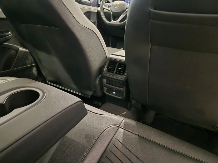 volkswagen taos 1.4 250 tsi total flex comfortline automatico 4p 202211