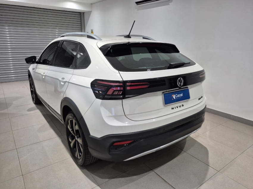 volkswagen nivus 1.0 200 tsi total flex highline automatico 4p 20214