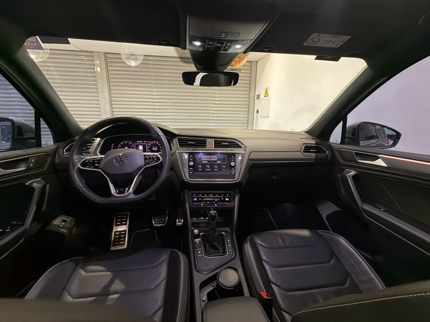 volkswagen tiguan 2.0 300 tsi gasolina allspace r-line automatico 4p 202412