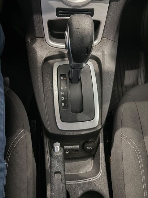 ford fiesta 1.6 se hatch 16v flex 4p powershift automatico 201611
