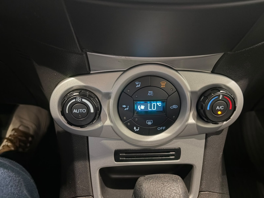 ford fiesta 1.6 se hatch 16v flex 4p powershift automatico 201610