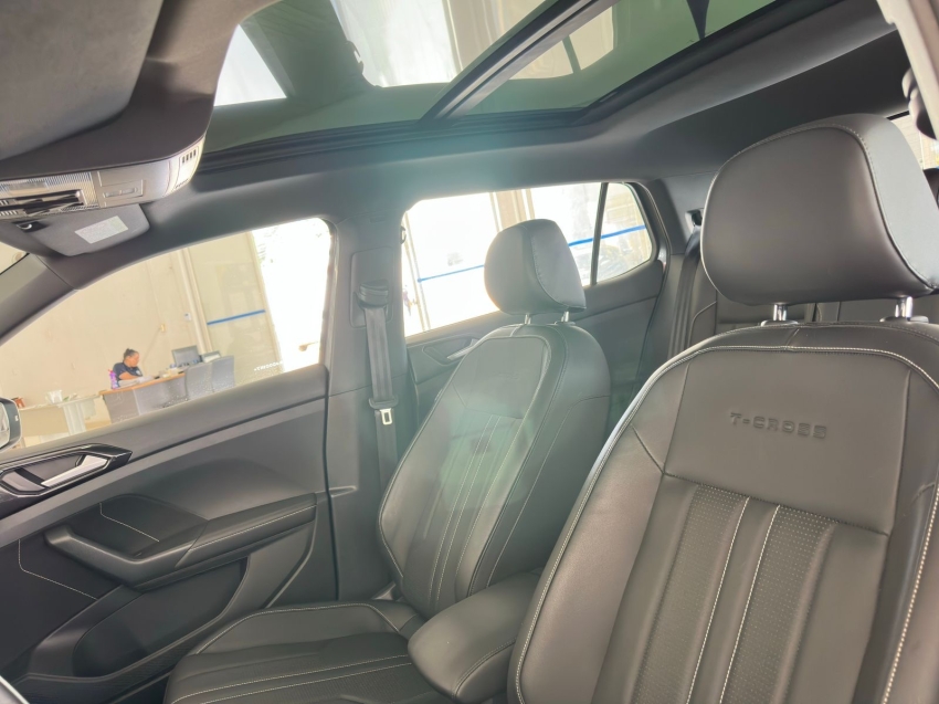 volkswagen t-cross 1.4 250 tsi total flex highline automatico 4p 202510