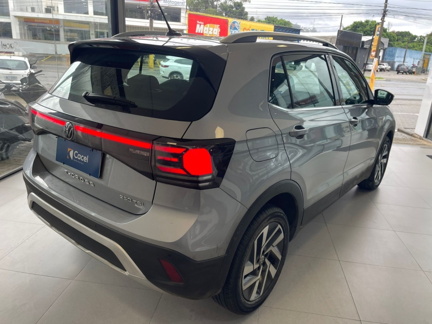 volkswagen t-cross 1.4 250 tsi total flex highline automatico 4p 20255
