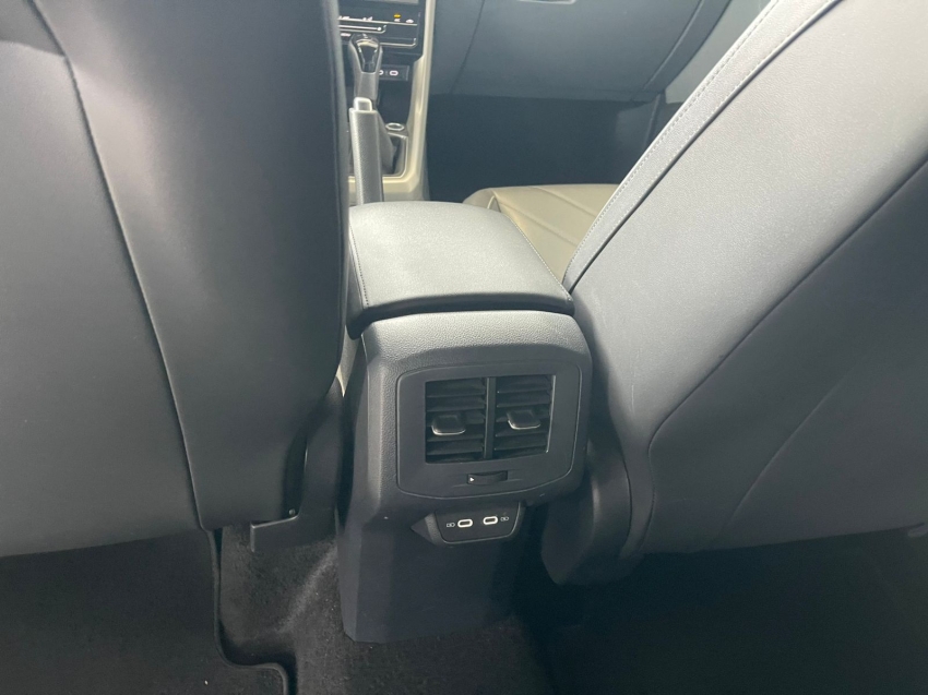 volkswagen t-cross 1.0 200 tsi total flex comfortline automatico 4p 202511