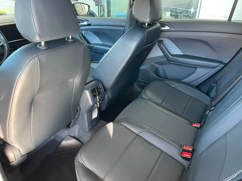 volkswagen t-cross 1.0 200 tsi total flex comfortline automatico 4p 202310