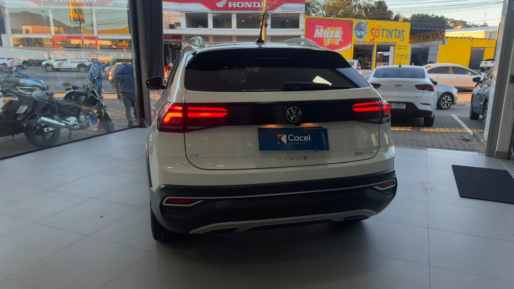 volkswagen nivus 1.0 200 tsi total flex highline automatico 4p 20244