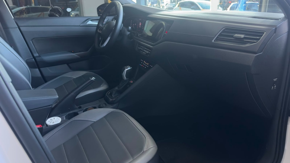 volkswagen nivus 1.0 200 tsi total flex highline automatico 4p 20248