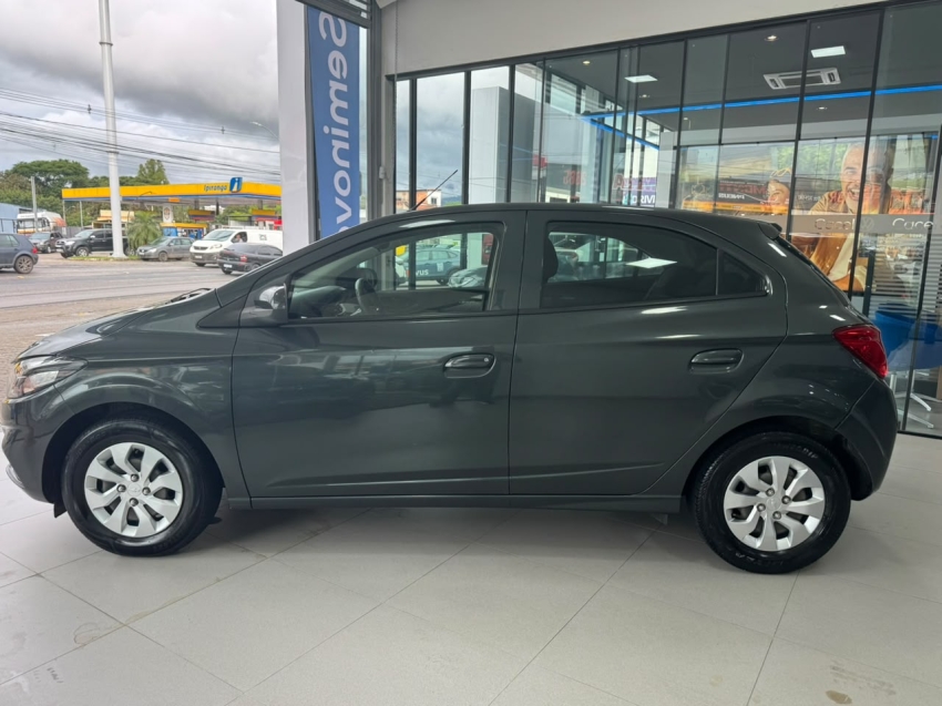 ONIX 1.0 LT 8V4