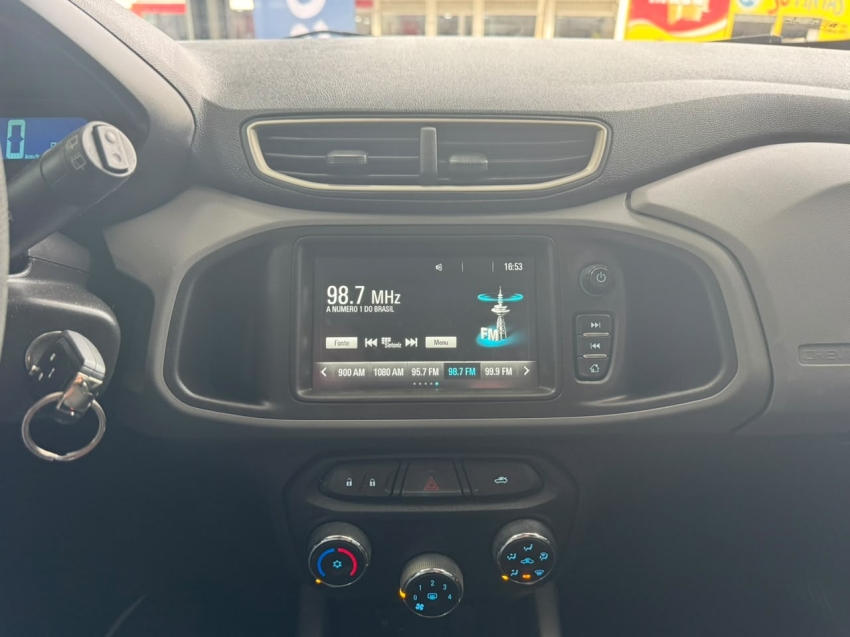 ONIX 1.0 LT 8V13