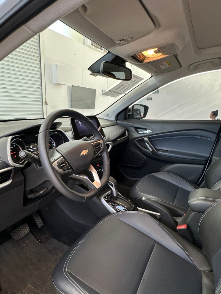 tracker 1.2 turbo premier / km baixo11