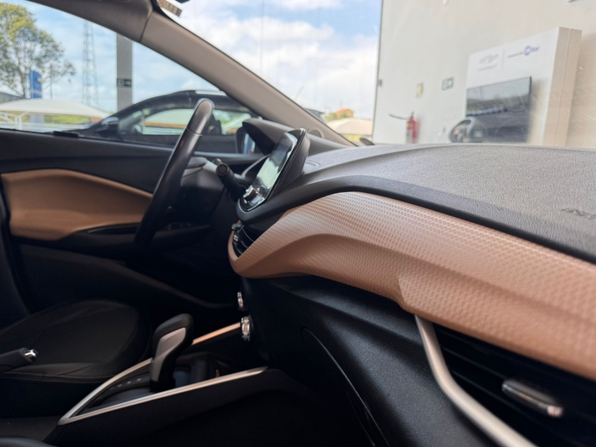 chevrolet onix 1.0 turbo flex premier automatico 4p 202014