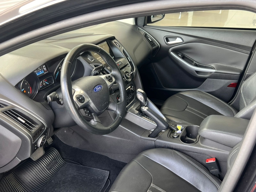 ford focus 2.0 titanium 16v flex 4p powershift automatico 201510