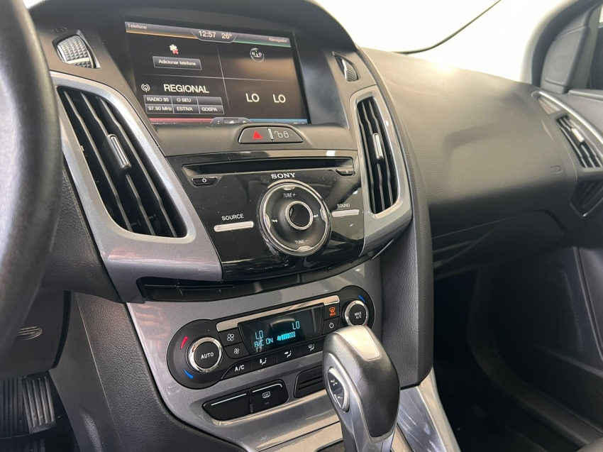 ford focus 2.0 titanium 16v flex 4p powershift automatico 201513