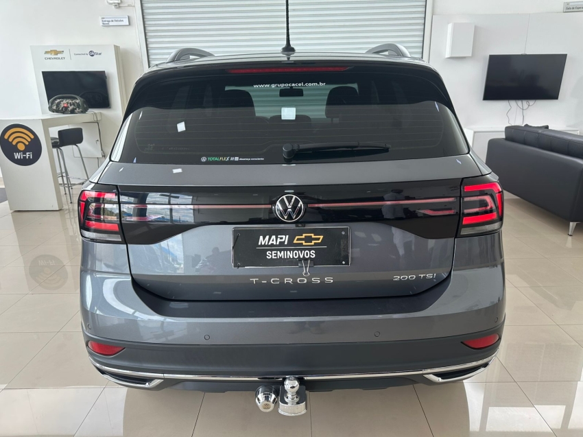 volkswagen t-cross 1.0 200 tsi total flex comfortline automatico 4p 20243