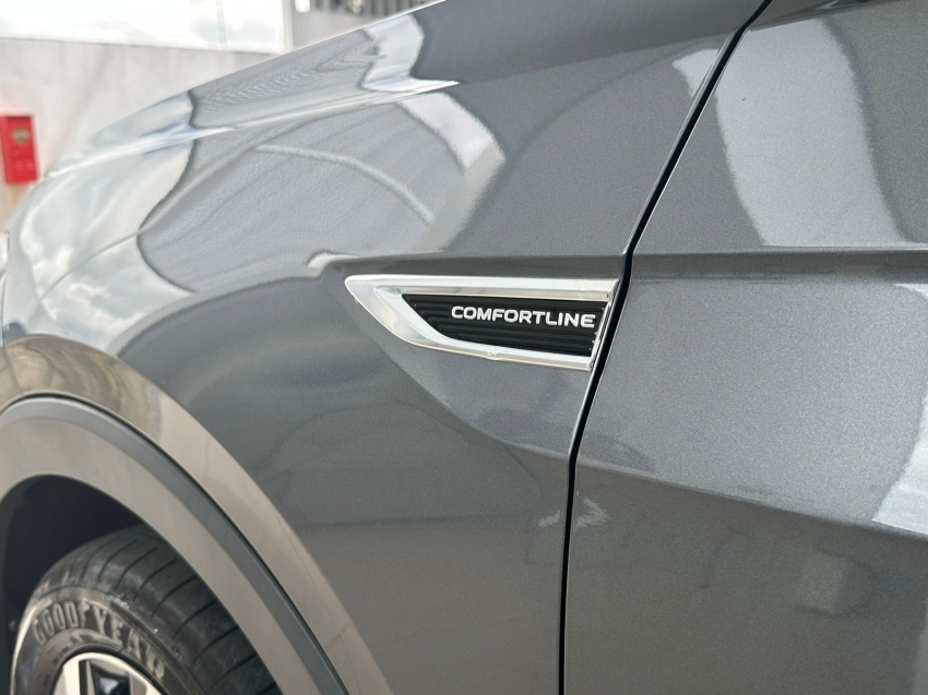 volkswagen t-cross 1.0 200 tsi total flex comfortline automatico 4p 202422