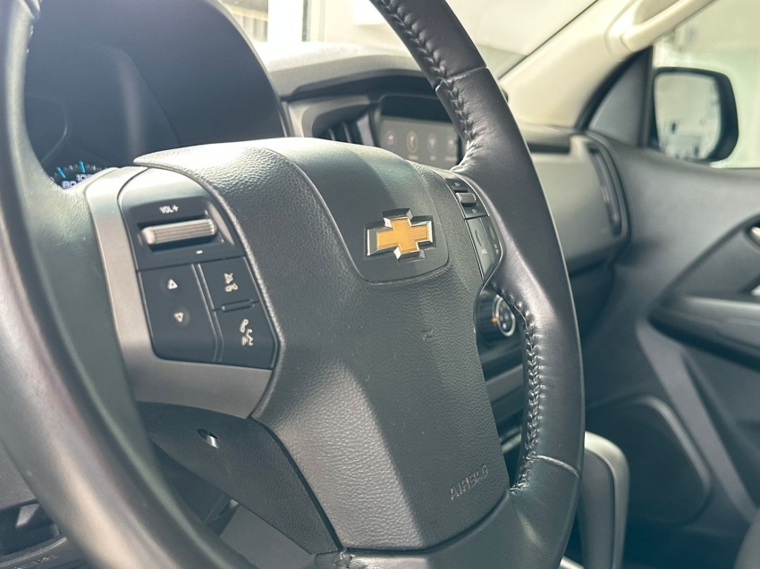 chevrolet s10 2.8 16v turbo diesel lt cd 4x4 automatico 4p 202410