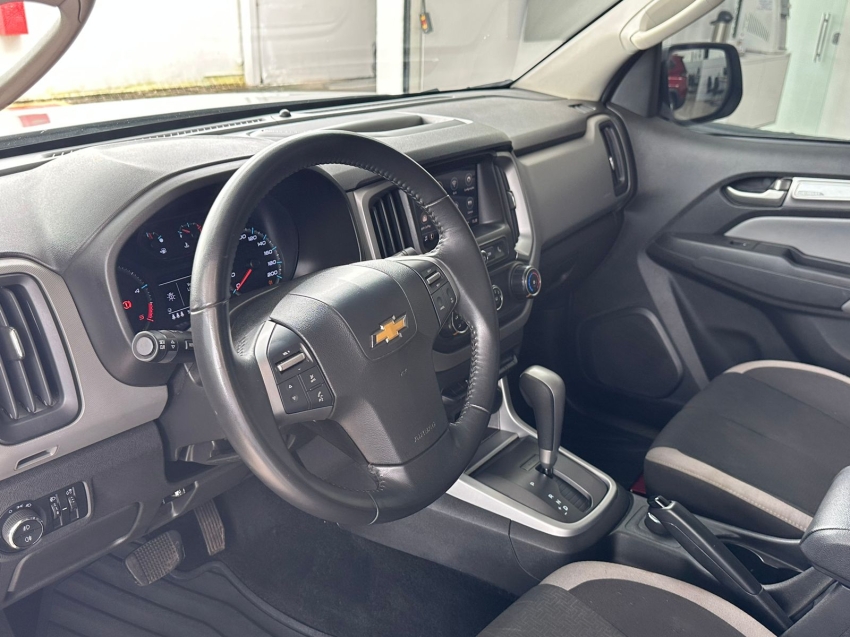 chevrolet s10 2.8 16v turbo diesel lt cd 4x4 automatico 4p 202412