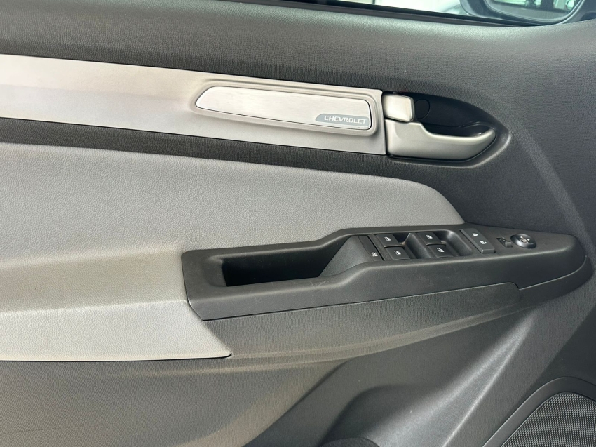 chevrolet s10 2.8 16v turbo diesel lt cd 4x4 automatico 4p 202416