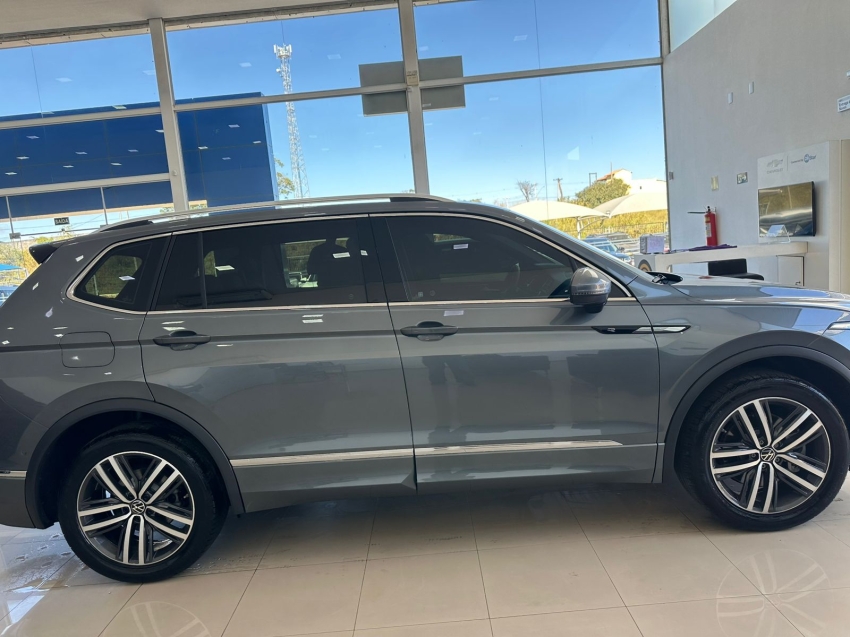 volkswagen tiguan 2.0 300 tsi gasolina allspace r-line automatico 4p 20253