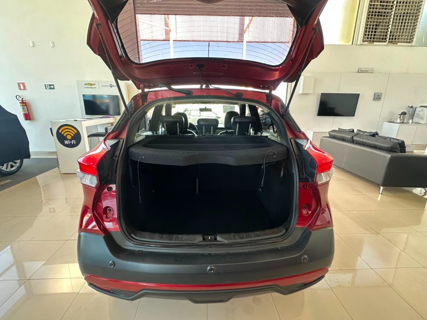 nissan kicks 1.6 16v flexstart sv 4p xtronic flex automatico 20186