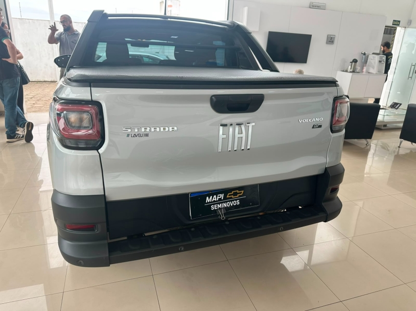 fiat strada 1.3 firefly flex volcano cd cvt 4p automatico 20245