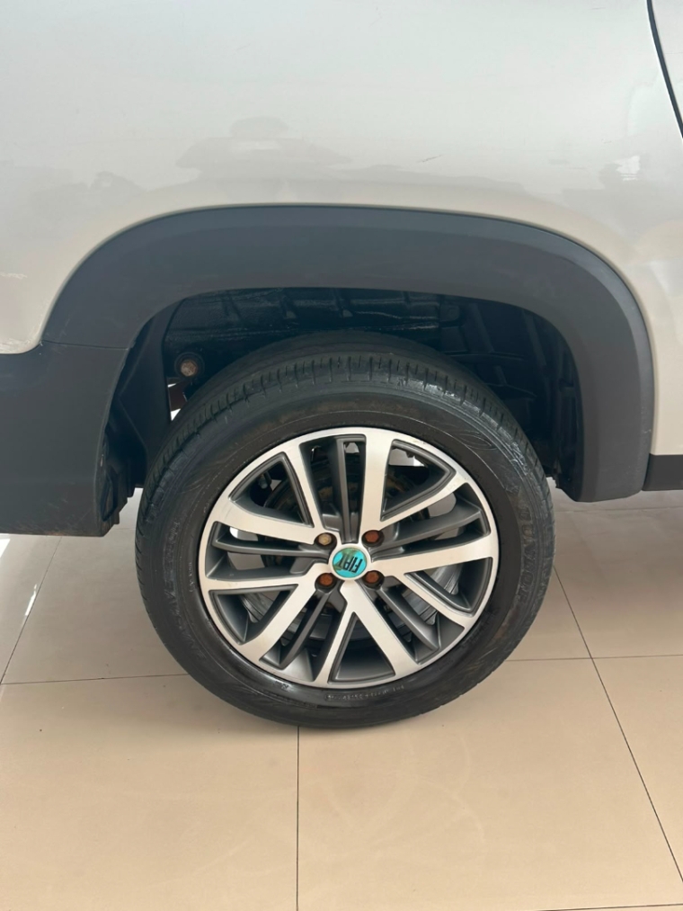 fiat strada 1.3 firefly flex volcano cd cvt 4p automatico 202410