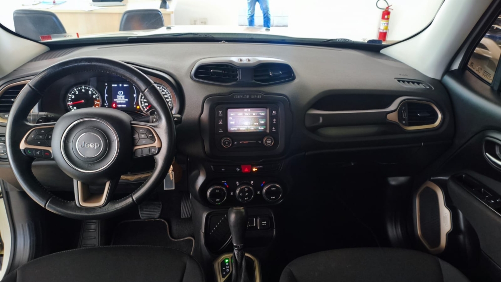 jeep renegade 1.8 16v flex longitude 4p automatico 201711