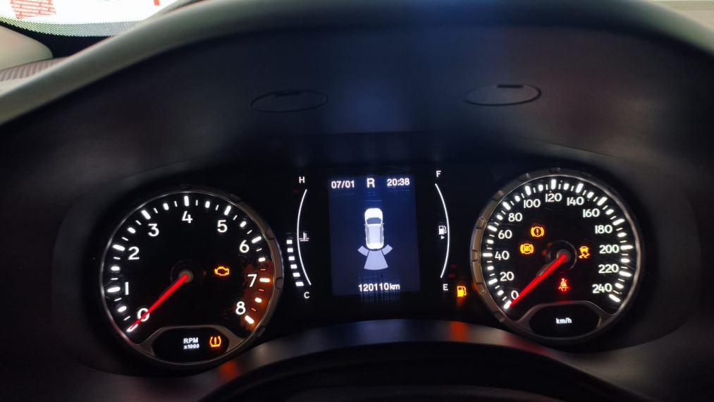 jeep renegade 1.8 16v flex longitude 4p automatico 20179