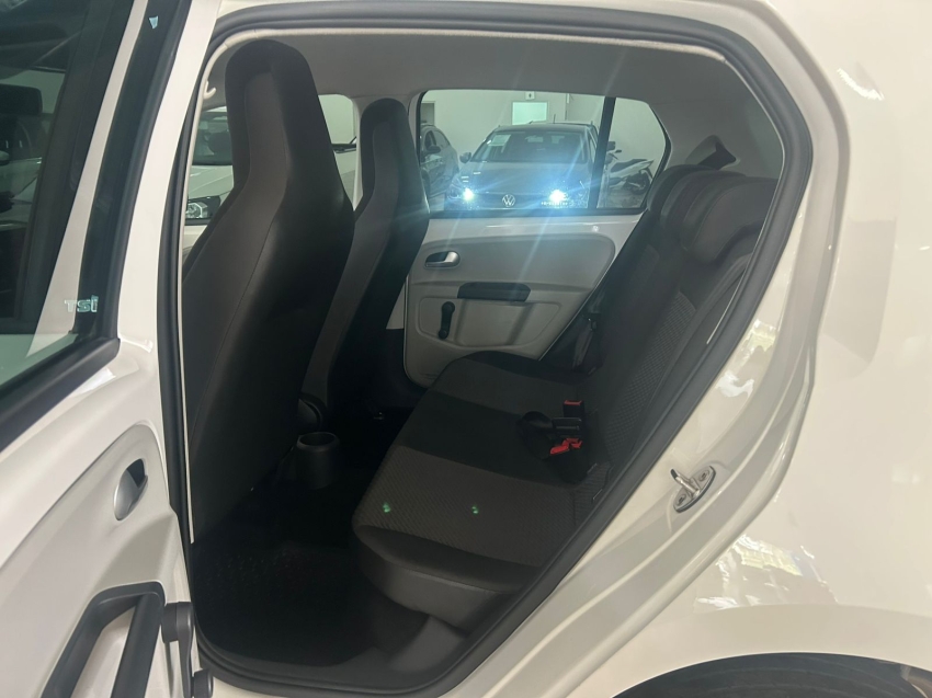 volkswagen up 1.0 tsi move 12v flex 4p manual 201910