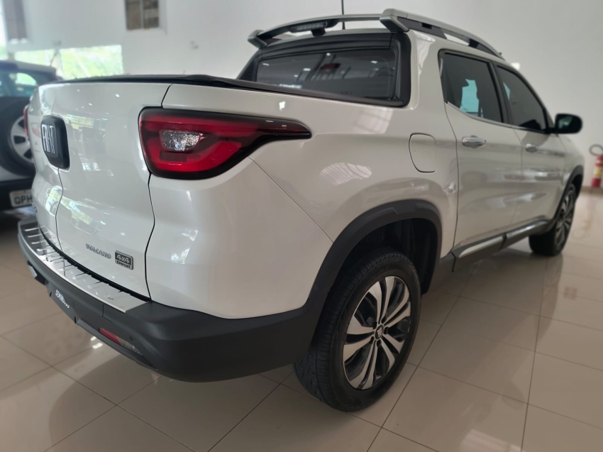 fiat toro 2.0 16v turbo diesel volcano 4wd at9 4p automatico 20255