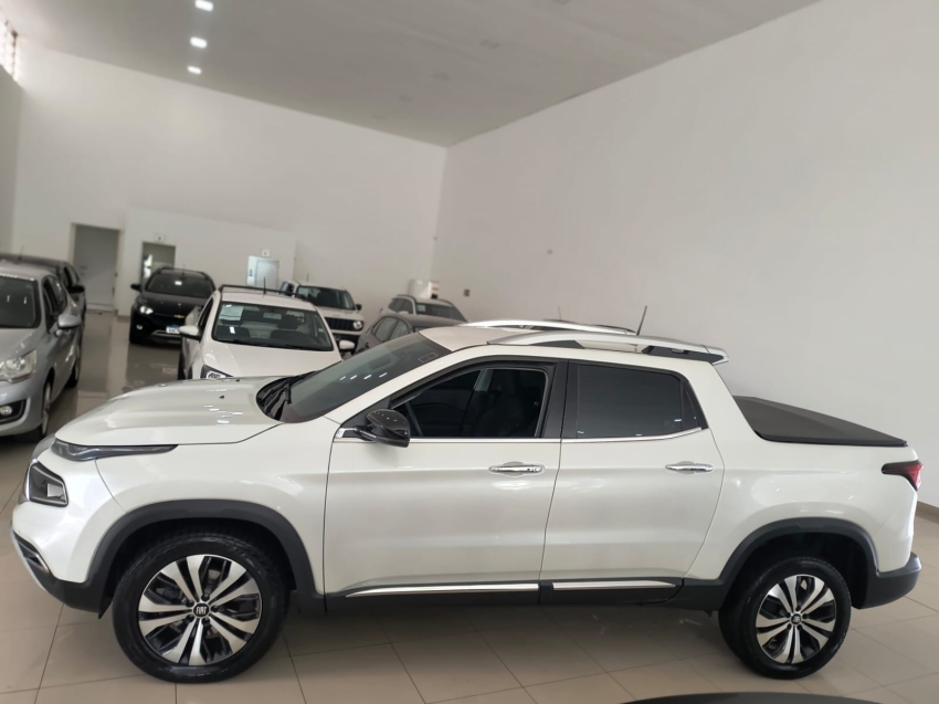 fiat toro 2.0 16v turbo diesel volcano 4wd at9 4p automatico 20258